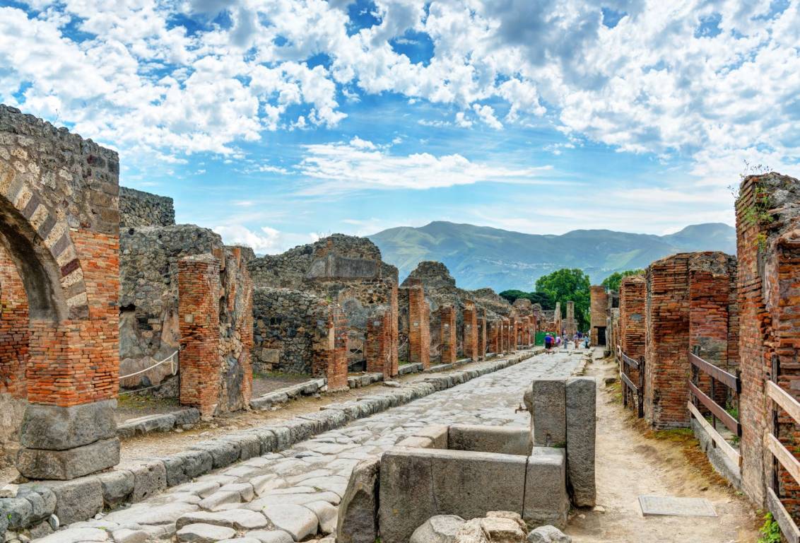 Pompeii tours from Rome with Positano and Amalfi Coast
