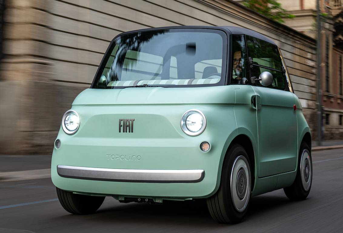 Exploration of the Eternal City with the iconic Fiat Topolino